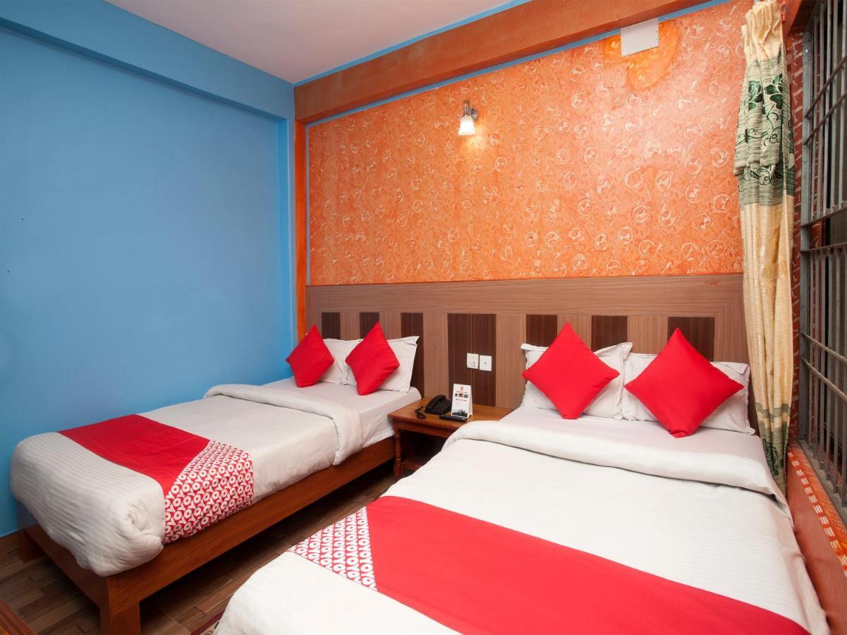 Hotel Point Pokhara Extérieur photo